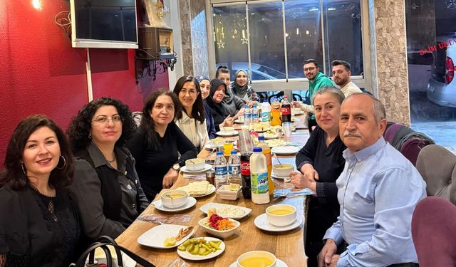 Vezirköprü Devlet Hastanesinde 40 yıllık personele veda