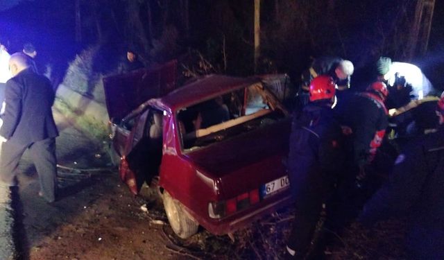 TERSANELER BÖLGESİNDE KAZA, 5 YARALI