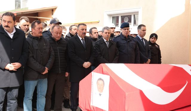 POLİS MEMURUNA SON GÖREV