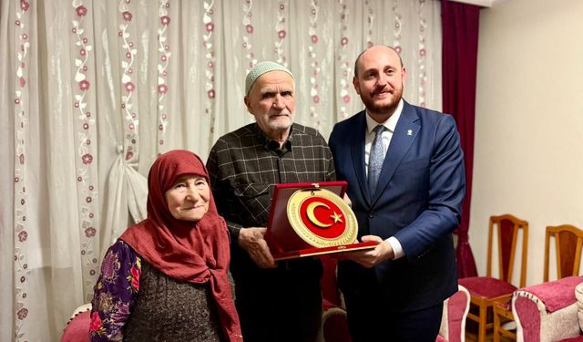 AK Parti Genel Başkan Yardımcısı Büyükgümüş, Karabük'te şehit ailesini ziyaret etti