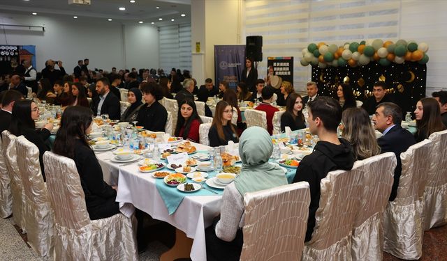 Bakan Tekin, Artvin'de 'Maarifin Kalbinde Ramazan' programında konuştu: