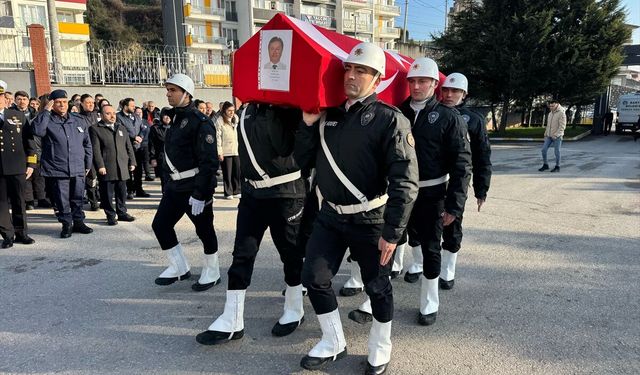 Bartın'da trafik kazasında hayatını kaybeden polis memuru Zonguldak'ta defnedildi