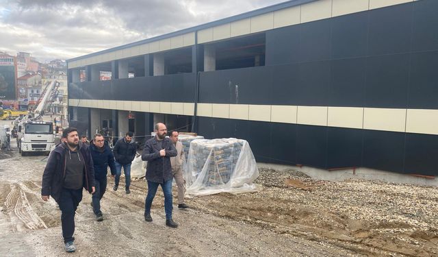 Başkan Kavaklıgil otopark inşaatında incelemelerde bulundu