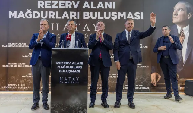 CHP'li başkanlar Hatay'da depremzedelerle buluştu