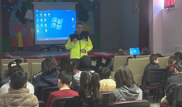 Çorum'da öğrencilere trafik eğitimi verildi
