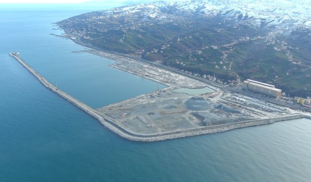 İyidere Lojistik Limanı'nın üst yapısı ağustosta tamamlanacak