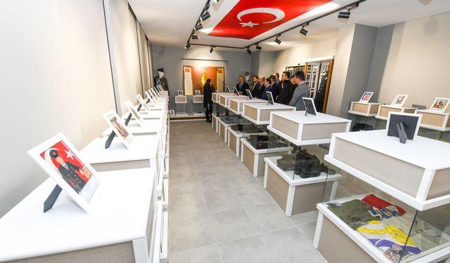 Kastamonu Valisi Dallı Şehitler Müzesi'nde incelemelerde bulundu