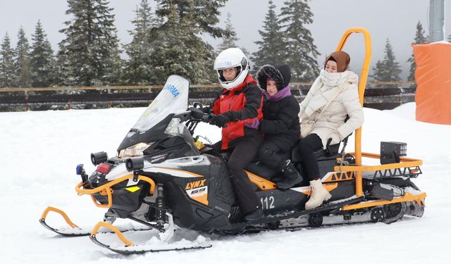Kastamonu'da jandarma şehit aileleri ve çocuklarıyla bir araya geldi
