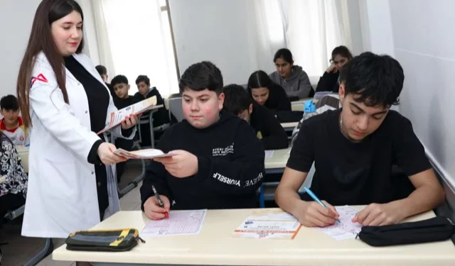 Mersin'de öğrencilere sınav yolunda büyük destek