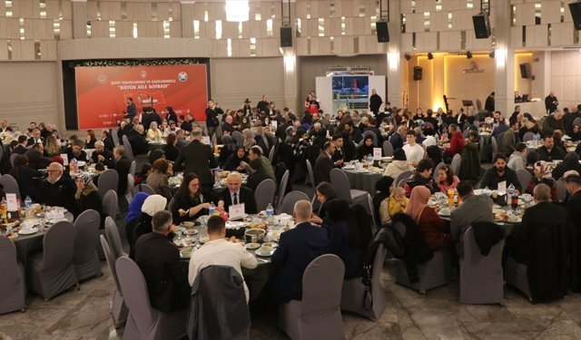 Rize'de 'Şehit yakınları ve gazilerle büyük aile sofrası' iftar programı düzenlendi