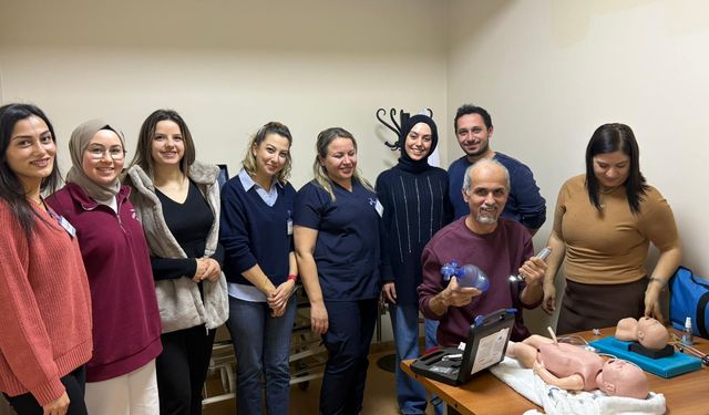 SAĞLIKÇILARA EĞİTİM DÜZENLENDİ