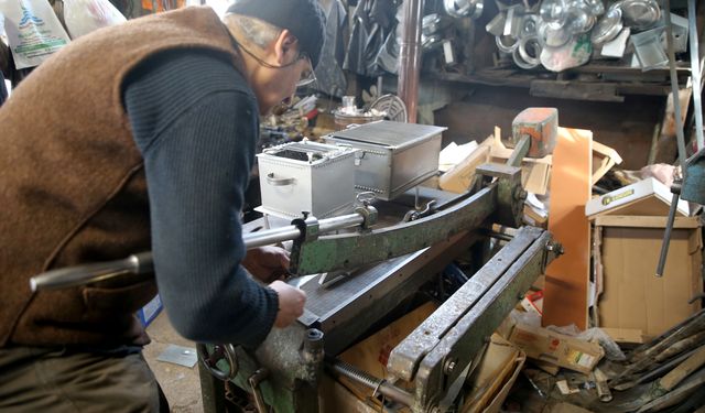 Safranbolu'da sobacılığın son temsilcisi Vural usta mesleğini yaşatmaya çalışıyor