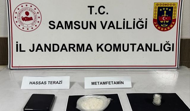 Samsun'da kümese saklanmış sentetik uyuşturucu ele geçirildi