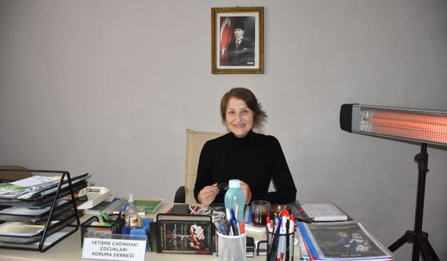 Trabzon Yetişme Çağındaki Çocukları Koruma Derneğinden öğrencilere destek