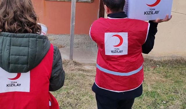 Türk Kızılay Alaca Temsilciliğinden ihtiyaç sahibi ailelere gıda desteği