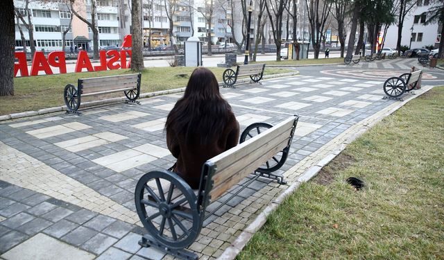 Uyuşturucu bağımlılığından kurtulan genç kadın hayata umutla bakıyor
