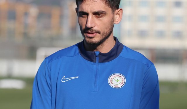 Çaykur Rizesporlu futbolcu Samet Akaydin'dan Trabzonspor maçı değerlendirmesi: