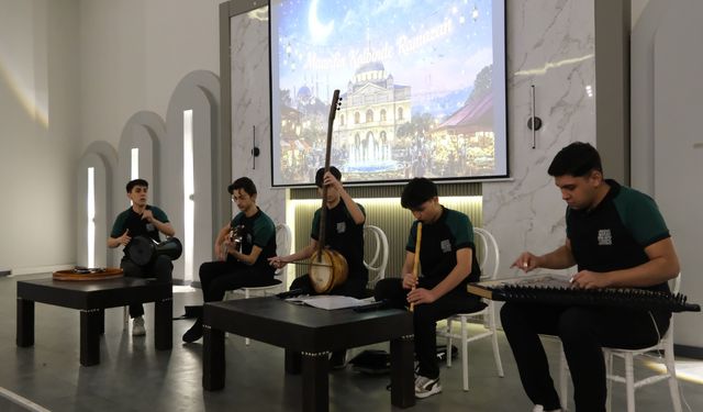 Çorum'da 'Maarifin Kalbinde Ramazan' temalı iftar programı düzenlendi