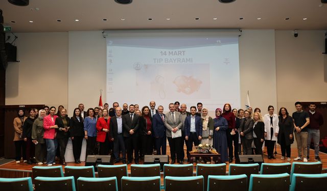 Düzce Üniversitesi'nde 14 Mart Tıp Bayramı kutlandı