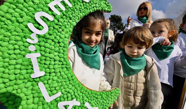 Düzce'de Yeşilay Haftası dolayısıyla yürüyüş düzenlendi