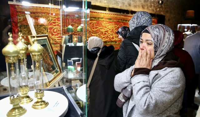 Giresun'da 'Mukaddes Emanetler' sergisi ziyarete açıldı