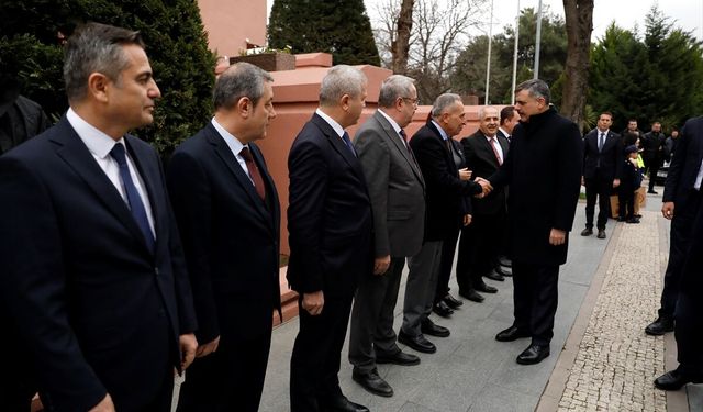 İçişleri Bakanı Çiftçi, Samsun'da ziyaretlerde bulundu