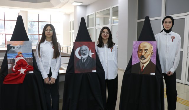 Rize'de İstiklal Marşı'nın kabulü ve Mehmet Akif Ersoy'u anma günü programı düzenlendi