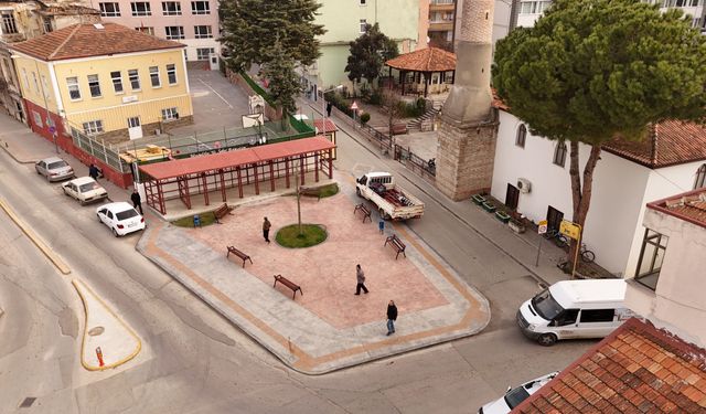 Samsun'da ayakkabı boyacıları için modern lostra alanı inşa ediliyor