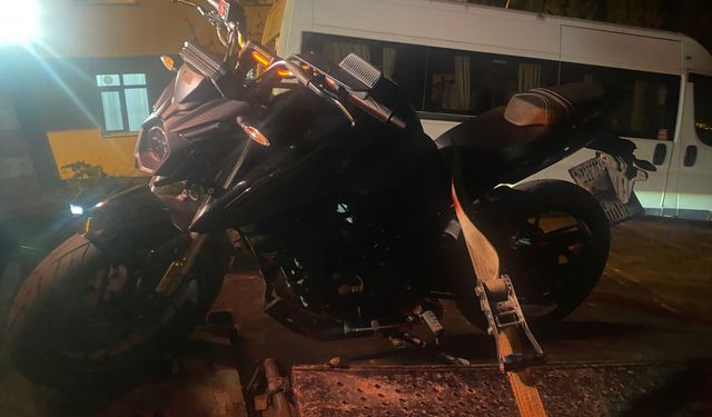 Sinop'ta trafik güvenliğini tehlikeye düşüren 3 sürücüye 346 bin 696 lira ceza kesildi