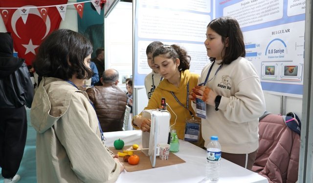 Trabzon'da TÜBİTAK projeleri sergilenmeye devam etti