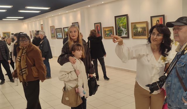 SERGİNİN ADI GÖKKUŞAĞI KADINLARI