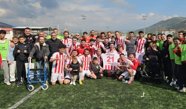 Akran Gemlikspor'dan 4 gollü galibiyet