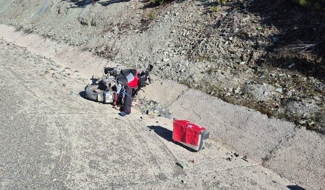 FECİ KAZADA HAYATINI KAYBETTİ