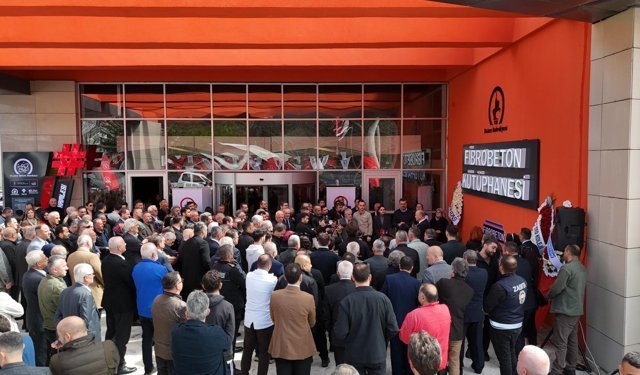 Düzce'de belediye ve hayırsever işbirliğinde yapılan kütüphane açıldı