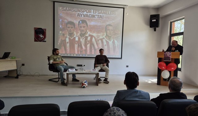 Eski Samsunsporlu futbolcular Ayvacık'ta öğrencilerle buluştu