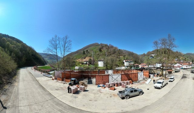 "TAŞ ÜSTÜNE TAŞ KOYUYORUZ"