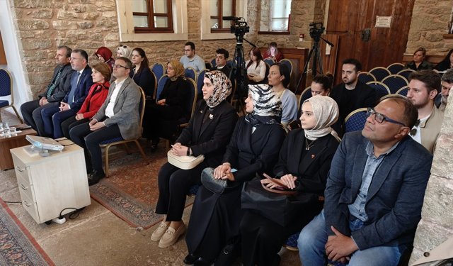 Karabük Üniversitesinde 'Bağımlılıkları Önleme Kamu Politikası Raporu' tanıtıldı