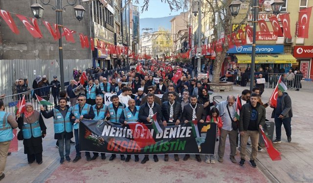 Karabük'te Filistin'e destek yürüyüşü düzenlendi