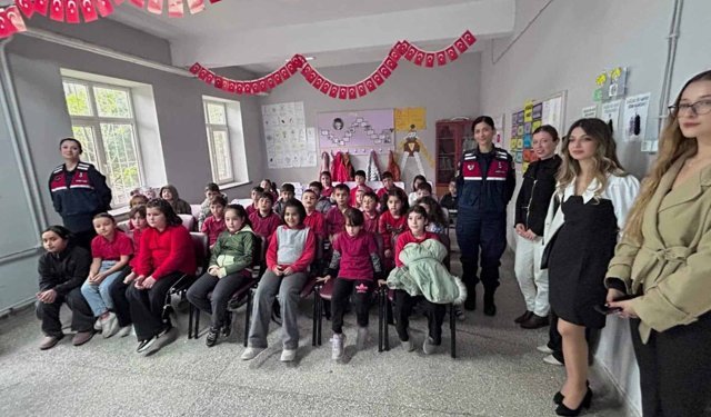 Kargı'da öğrenci ve velilere KADES uygulaması anlatıldı