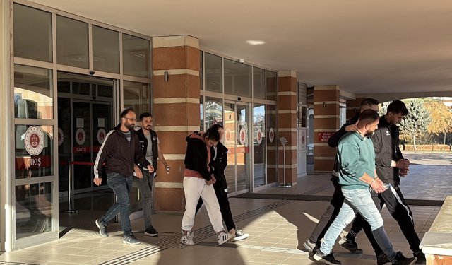 Kastamonu'da uyuşturucu operasyonlarında yakalanan 3 şüpheli tutuklandı