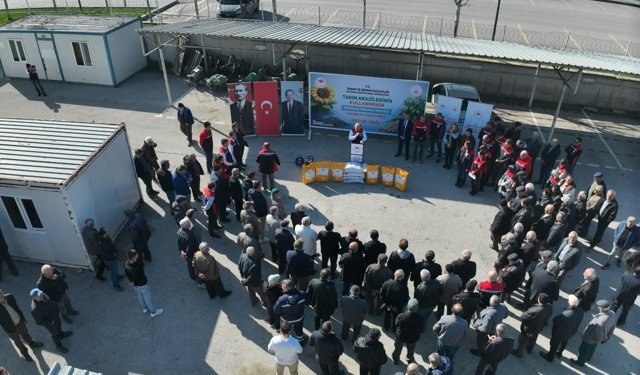 Leblebisiyle ünlü Çorum'da üreticilere nohut tohumu dağıtıldı