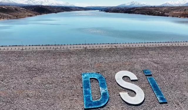 Malatya'da depremde hasar gören Sultansuyu Barajı yeniden hizmette