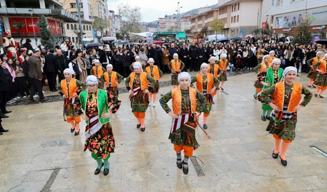 Ordu'da Turizm Haftası dolayısıyla yürüyüş düzenlendi