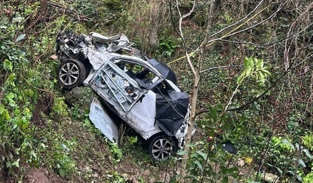 Ordu'da yamaçtan yuvarlanan otomobildeki baba ile kızı öldü