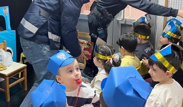 Samsun'da minikler 'Küçük Polisler' etkinliğiyle mesleği tanıdı