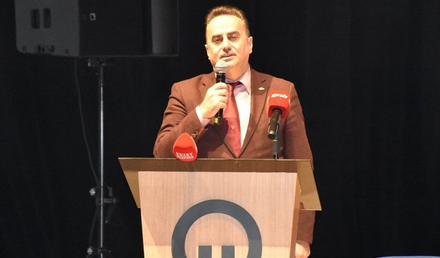 Sanatçı Volkan Konak vefatının birinci yılında Trabzon'da şarkılarıyla anıldı