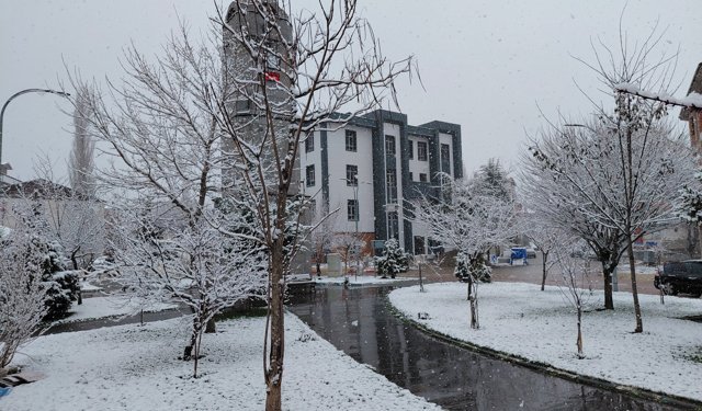 NİSAN'DA KAR SÜRPRİZİ