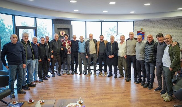 Trabzonspor Teknik Direktörü Fatih Tekke'ye ziyaret