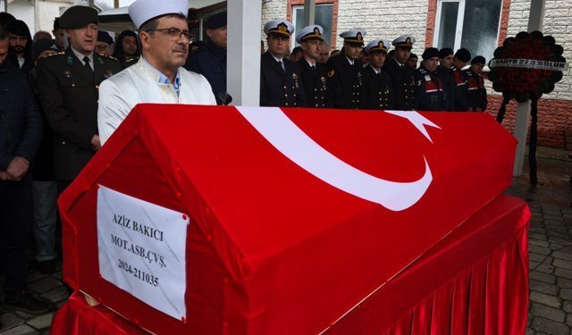 Trafik kazasının ardından tedavi gördüğü hastanede ölen astsubayın cenazesi Ordu'da defnedildi