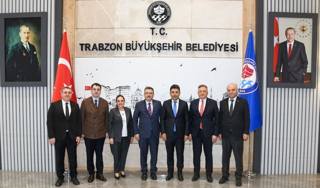Ulaştırma ve Altyapı Bakan Yardımcısı Boyraz'dan Trabzon Büyükşehir Belediye Başkanı Genç'e ziyaret
